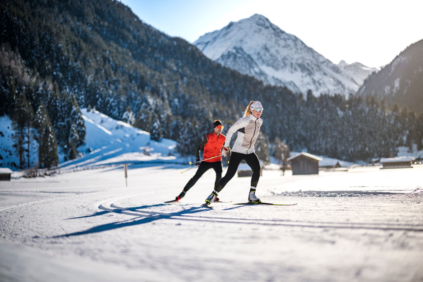 Langlaufen auf den Loipen im Stubaital